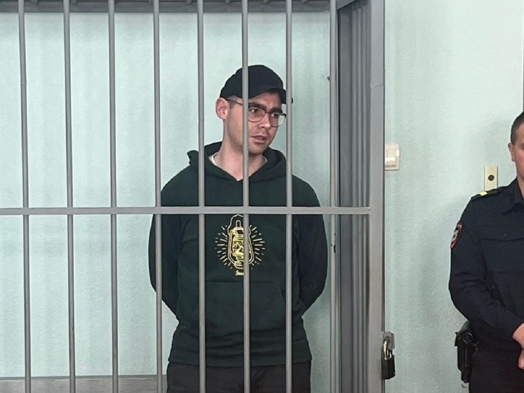 На полгода продлили содержание под стражей редактору Ura.ru