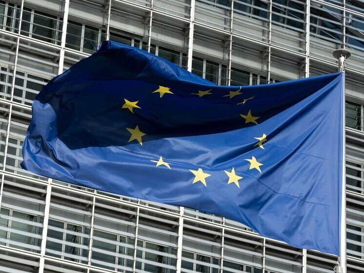 Эксперт Сергеев: запрет на туристические услуги от ЕС на затронет визовые центры в РФ