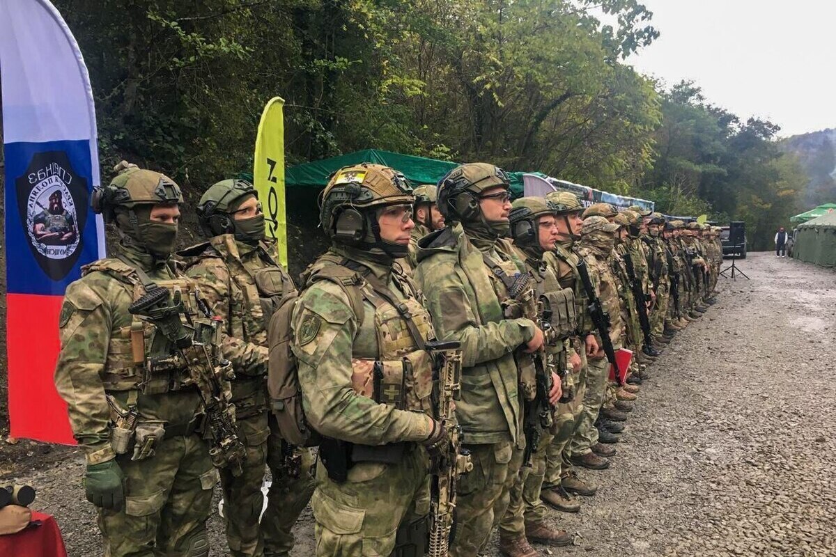 Campionato di tiro pratico per le forze dell'ordine a Sochi: un'opportunità per migliorare la preparazione e la sicurezza