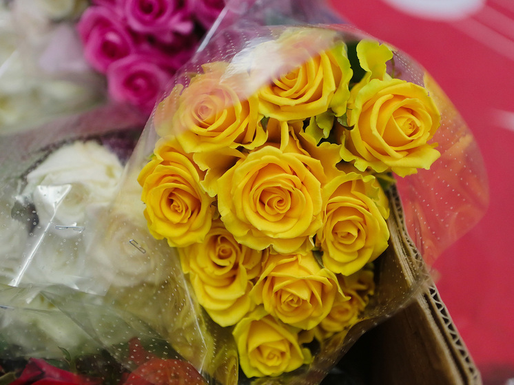 Запрет ЕС на поставки роз и азалий в Россию действует с апреля 2022 года