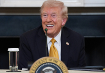 В среду президент Трамп ввел новые существенные санкции в отношении гигантских российских нефтяных и газовых компаний и снял ограничения на использование Украиной некоторых ракет дальнего радиуса действия, дав фактически добро на нанесение ударов по территории вглубь России