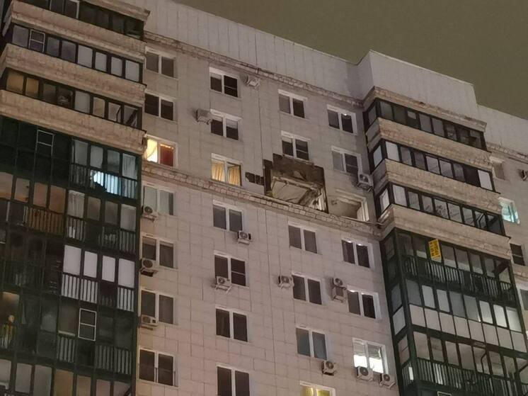 Жительница дома в подмосковном Красногорске, где минувшей ночью произошёл взрыв, рассказала о пережитом шоке и первых минутах после происшествия