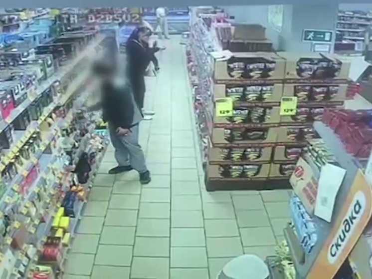 В Волгоградской области полицейские задержали 14-летнего подростка за грабеж