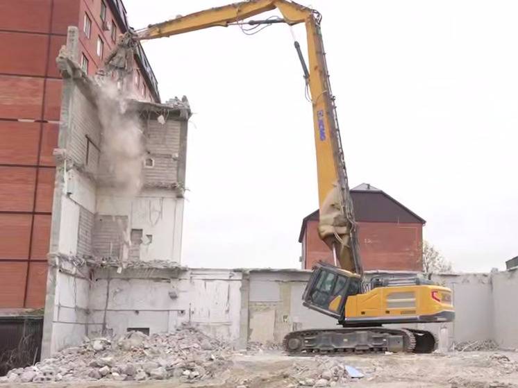 В Махачкале завершили снос незаконной постройки на улице Абу Даги