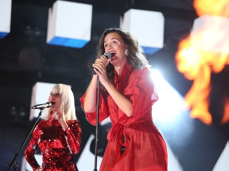 Певица Слава призналась, что ее «вытащили» зрители, когда ей было очень плохо