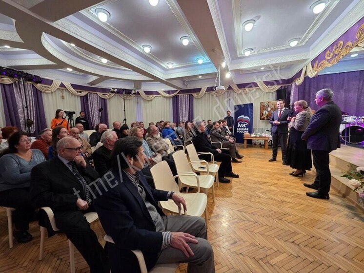 В Донецкой музакадемии вслед за ремонтом фасада ждут начала внутренних работ