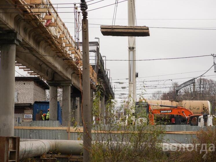 Первый этап ремонта пешеходного путепровода в Вологде планируют завершить к началу зимы