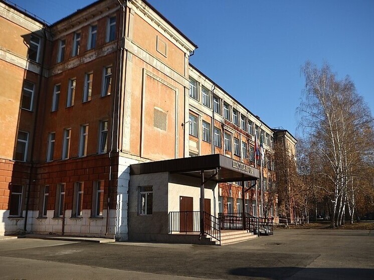 Мэр Кудрявцев: школу № 36 в Дзержинском районе обновят полностью к середине ноября