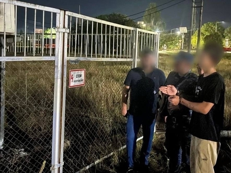 К уголовной ответственности за поджог электровоза в Ростове привлекут трех молодых людей