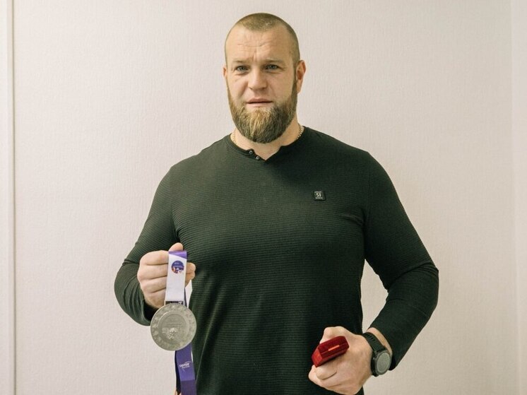 Донецкий атлет Александр Белобоков принес серебро ЧМ: спортсмена поздравил Глава ДНР