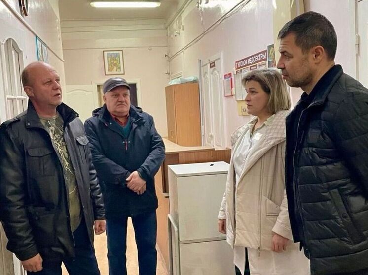 После обрушения потолка в новосибирской больнице детей перевели в другие медучреждения