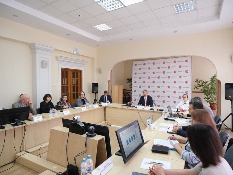 В Волгоградской области рассмотрели проект бюджета региона на 2026–2028 годы