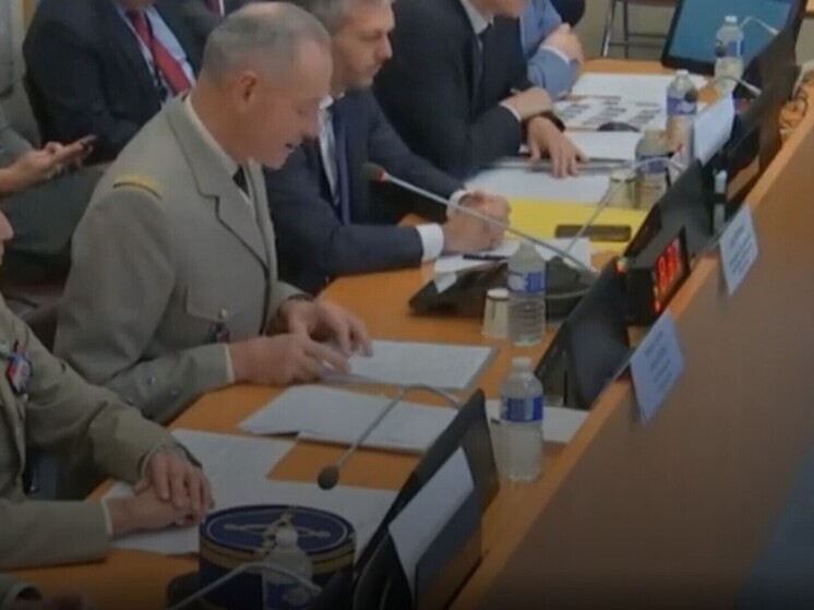 BFMTV: французская армия заявила о готовности вмешаться в украинский конфликт