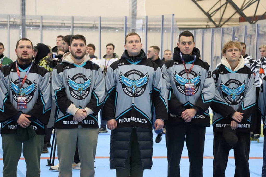 Семь команд борются за победу в чемпионате России по хоккею на роликах в Туле