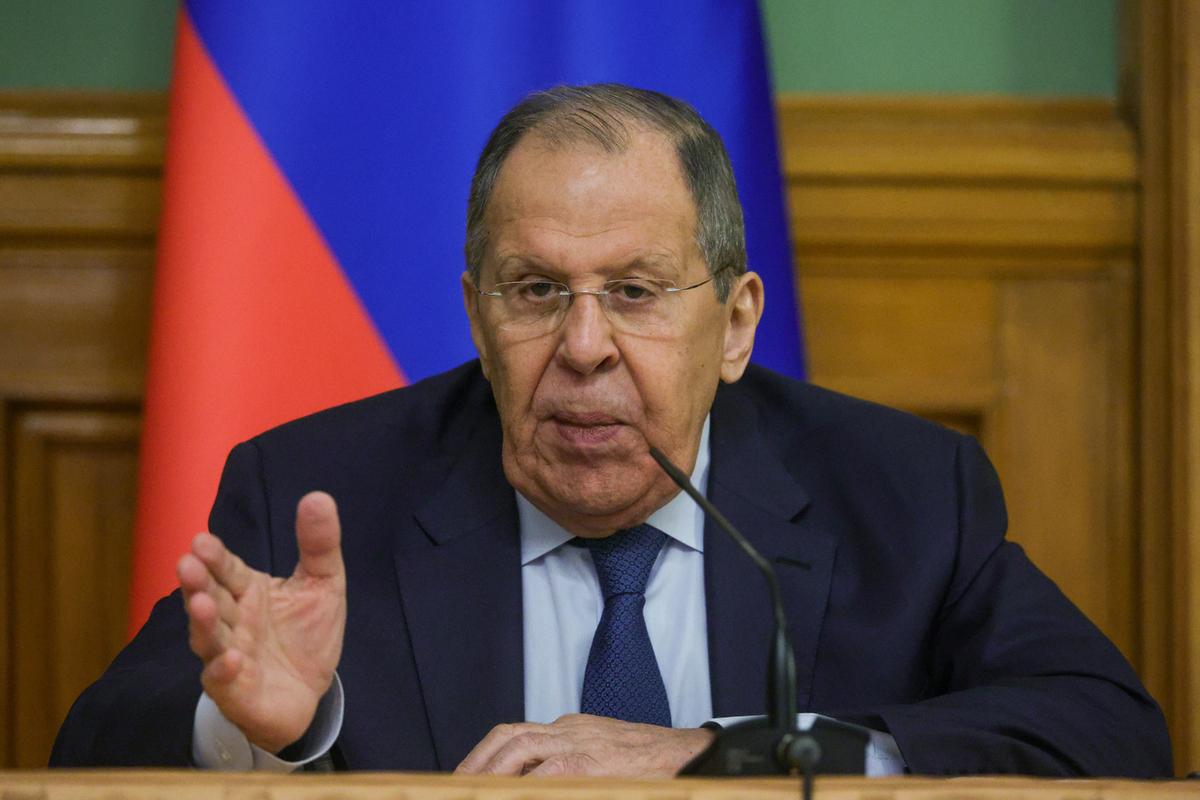 Лавров: Страны НАТО все сильнее объединяются против России