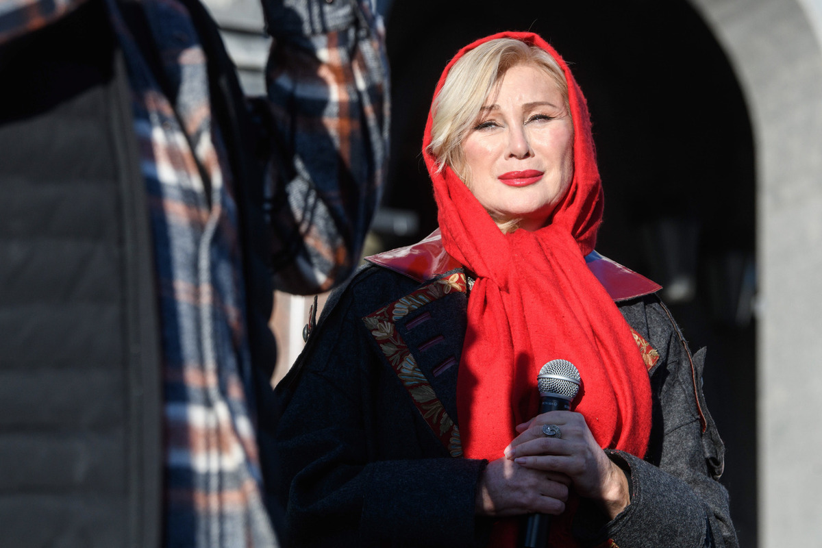 Стало известно о подарке Мелании Трамп от Вики Цыгановой