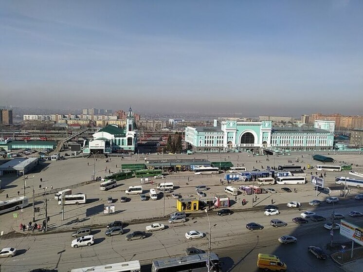 Музыкальный флешмоб устроили на вокзале Новосибирска