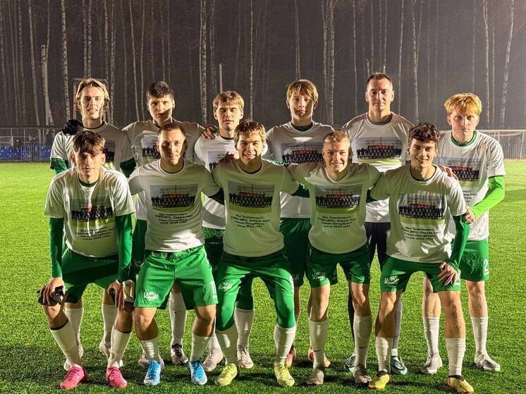 Футболисты «Тосно» завоевали «путевку» в финал Третьей лиги в Сочи