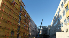 Как на месте пустыря в Барнауле строят крупнейшую школу города. Видео 