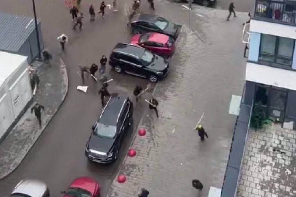 Пять мигрантов пострадали в ходе уличной драки в Москве