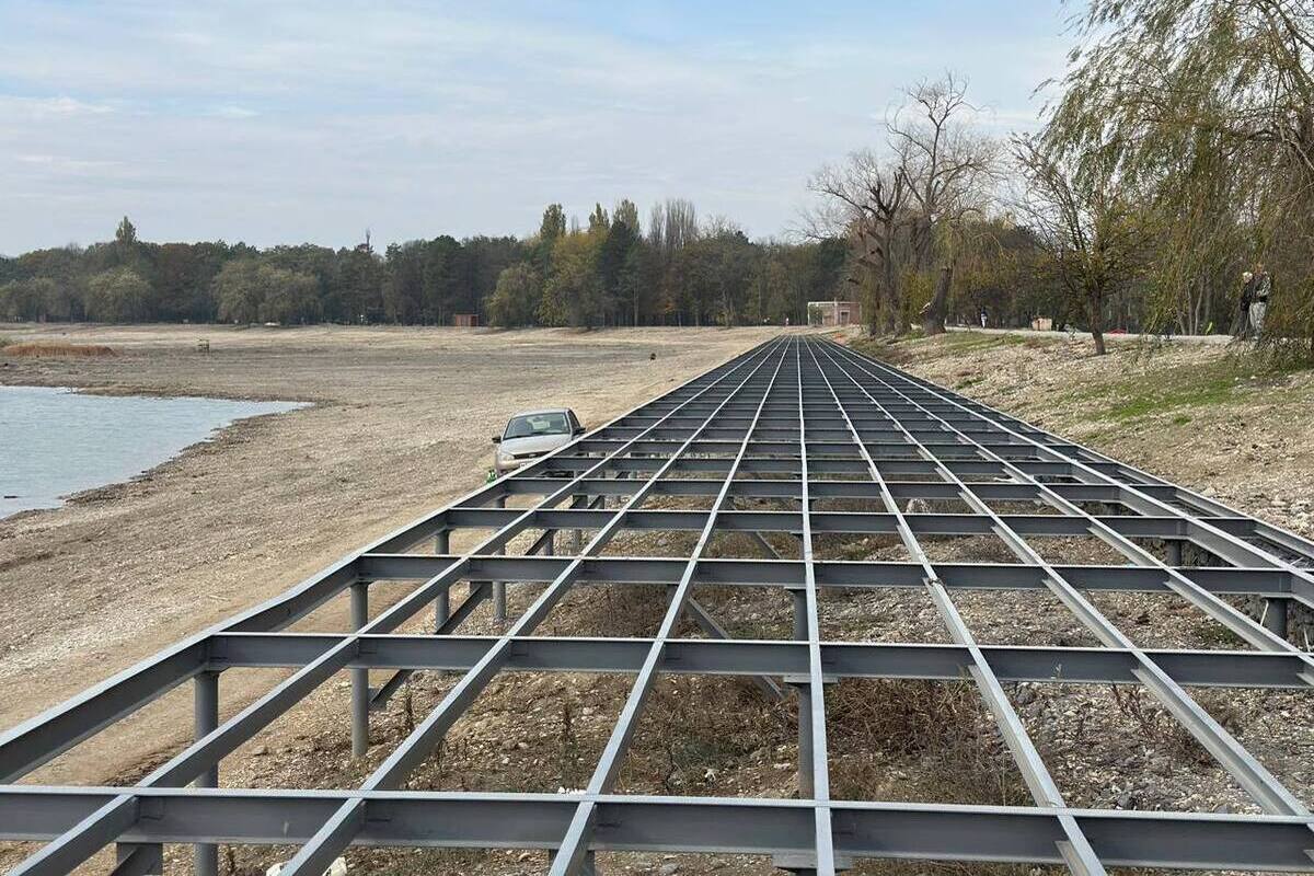 Nuovo molo sul lago di Novopjatigorsk: un passo avanti per il turismo e l'economia locale