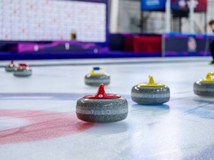 В Сириусе стартовал всероссийский студенческий турнир по кёрлингу