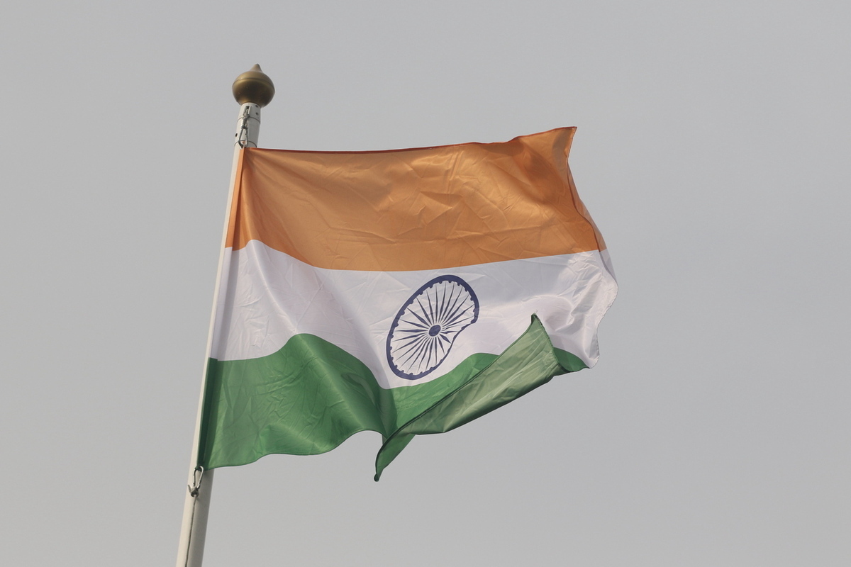 Власти Индии решили бороться со смогом при помощи искусственного дождя