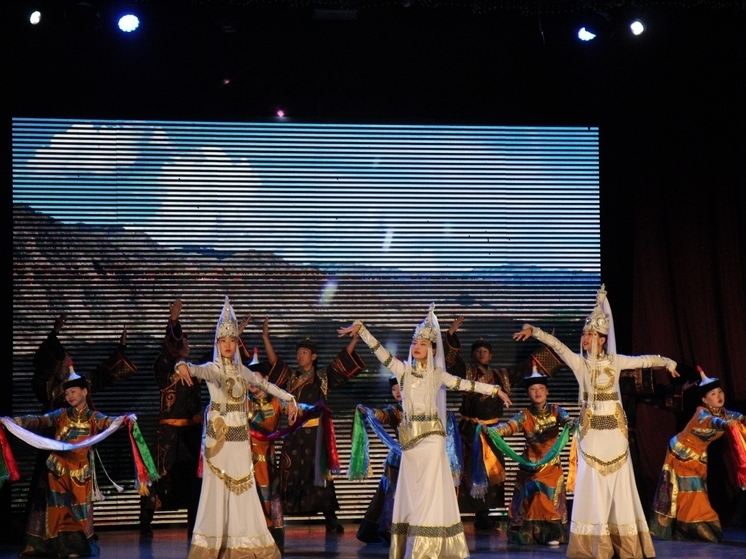 Исполнилось 70 лет Управлению культуры и туризма Эрзина