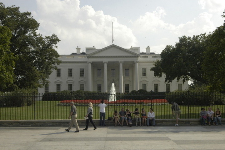 В США заказали масштабный аудит помощи Украине — Арестович*