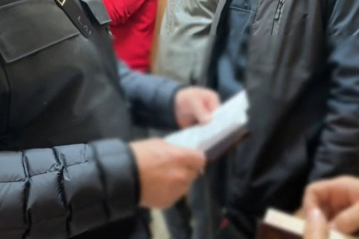 L'87% dei lavoratori stranieri supera con successo l'esame di lingua russa nel terzo trimestre del 2025