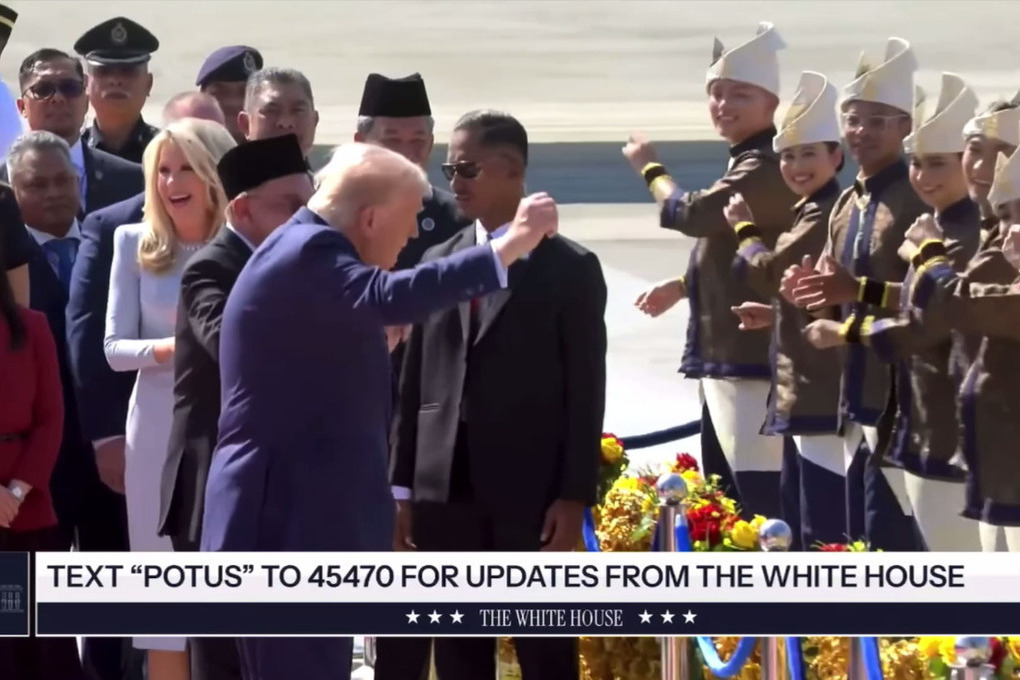 Малайзия встретила Трампа народными танцами