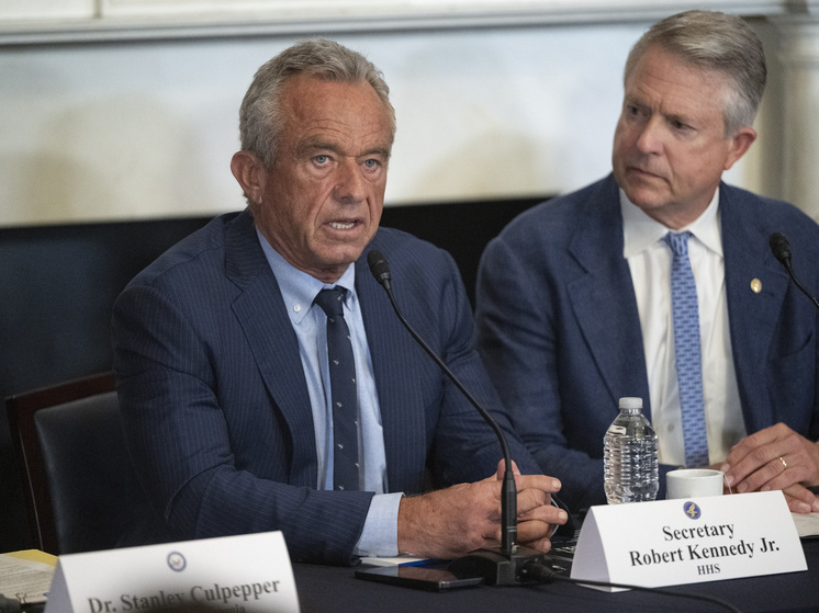 Recomendaciones del ministro de salud estadounidense de consumir más grasas saturadas contradicen las guías dietéticas