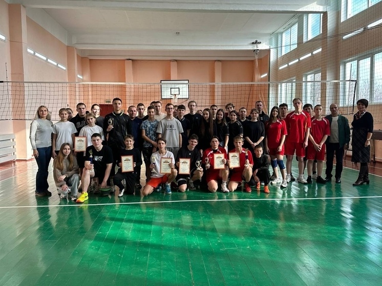 В Ливенском районе разыграли Кубок по волейболу среди школьников