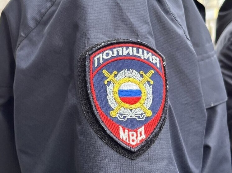 На саратовской трассе несколько десятков человек устроили потасовку