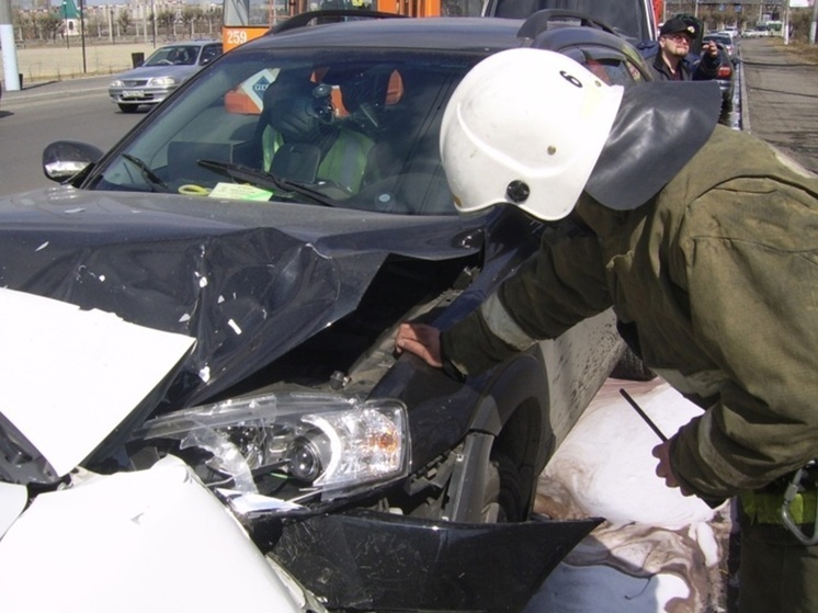 Два легковых автомобиля столкнулись на трассе Екатеринбург – Курган