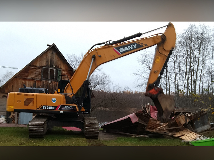 В Карелии владелец недвижимости сам ликвидировал свои незаконные объекты возле озера
