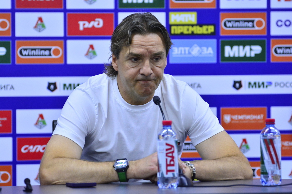 Российский тренер покидает турецкий клуб, результаты зависят не от него