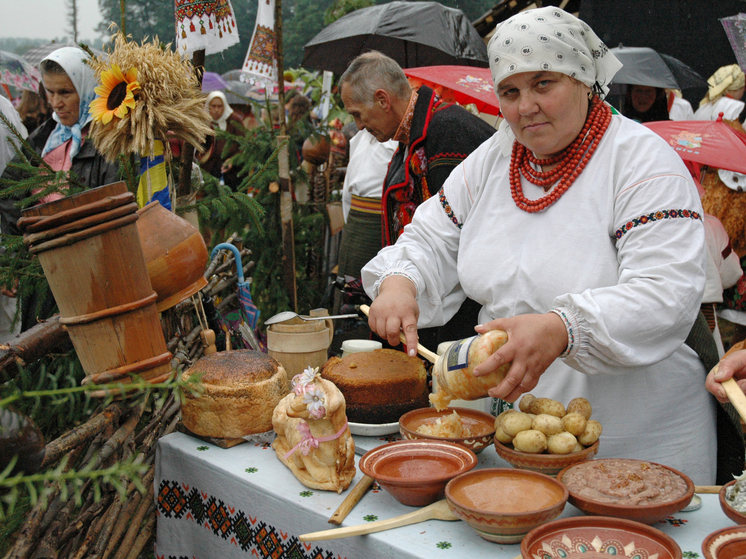Экономика на линии огня: семь стадий жизни прифронтового украинского города