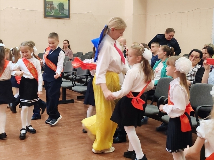 Первоклассники Лешуконской средней школы прошли обряд посвящения