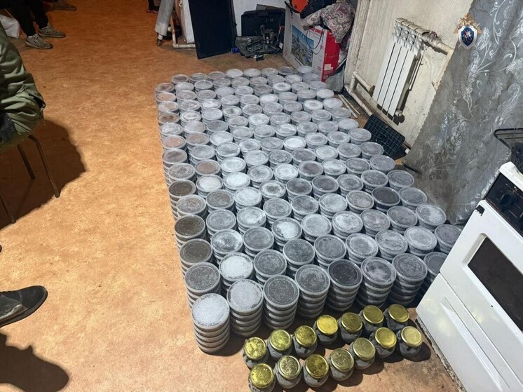 УФСБ накрыла подпольный склад осетровой икры в Хабаровском крае