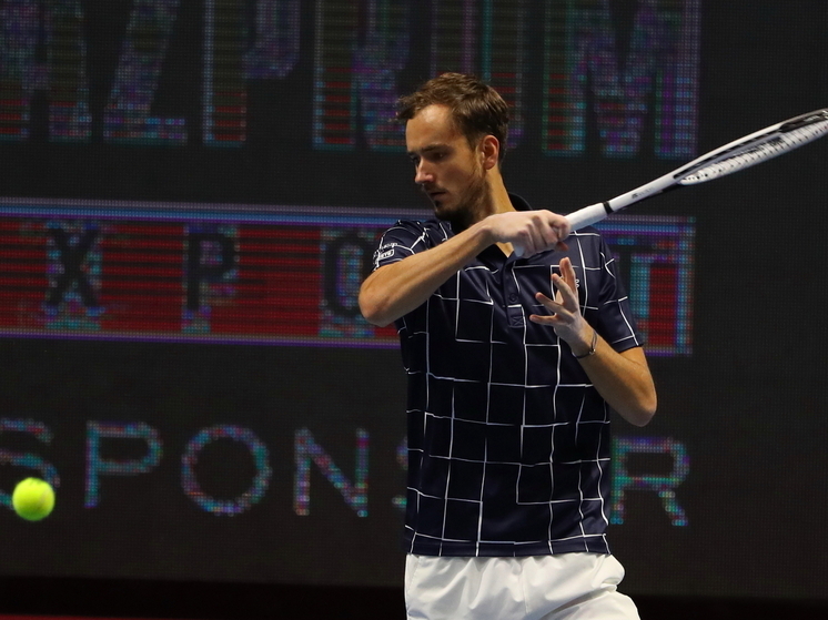 Даниил Медведев вернул себе звание первой ракетки России