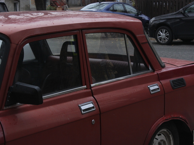 Грозит ностальгией: Quto назвал цены на новые авто в России в 2000 году