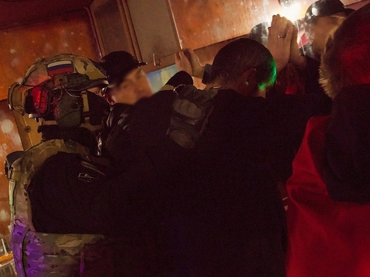 В ходе ночного рейда в Пензе 15 гражданам вручили повестки в военкомат