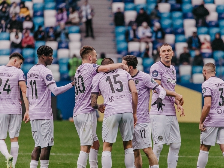 Спортдир «Акрона» Антон Чистяков объяснил, почему новички поздно приехали в клуб