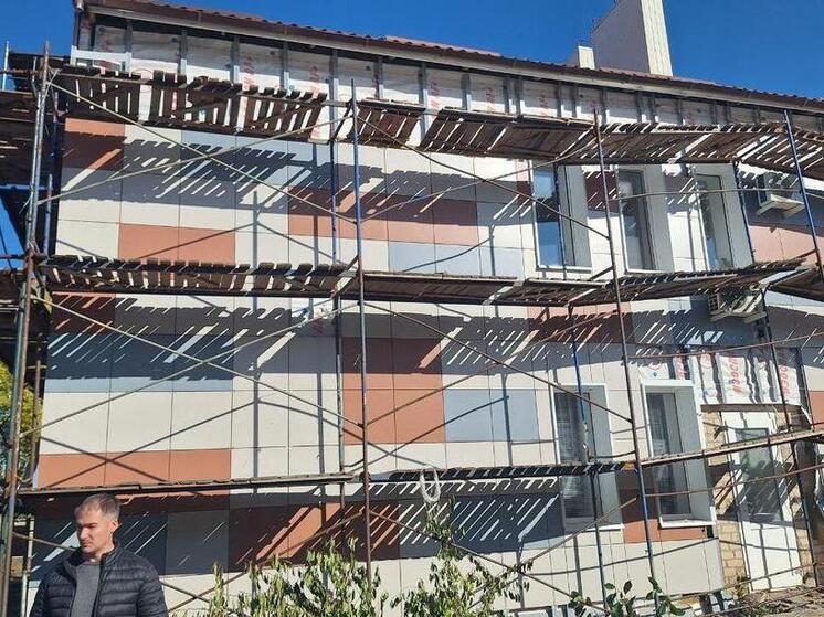 В детском реабилитационном центре «Мирный» завершается этап внешней отделки