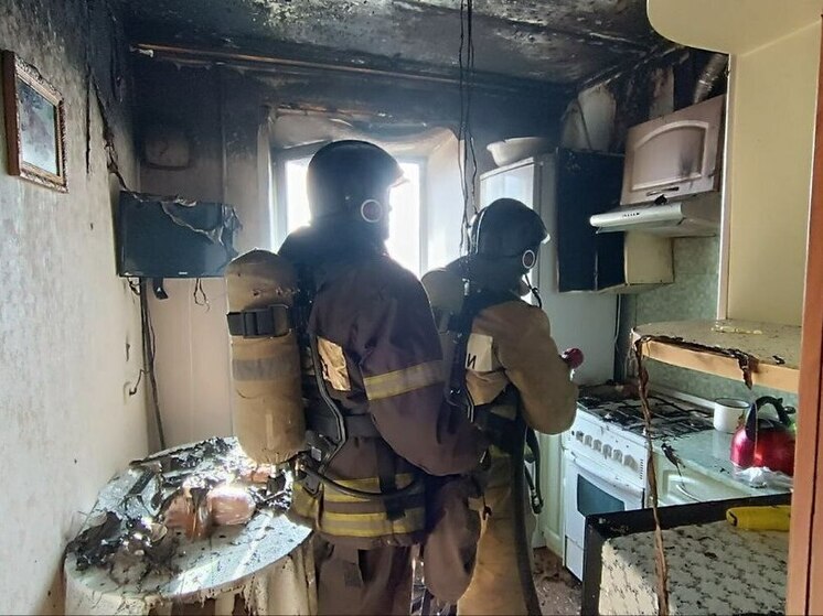 Квартира дома в Камне-на-Оби загорелась от газового оборудования