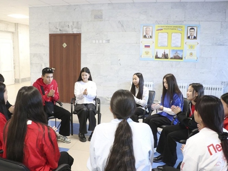 В Элисте открыли «Школу актива» Движения Первых