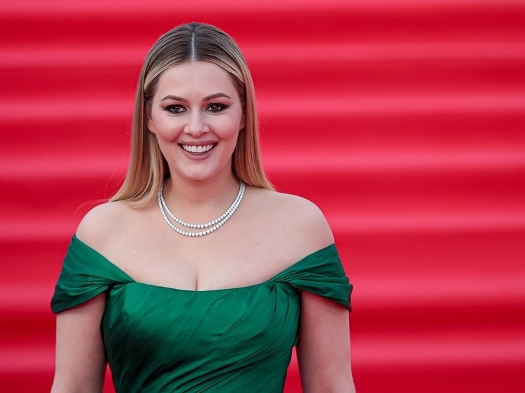 Актриса Кожевникова заявила, что делает все, чтобы вернуться к 53 килограммам