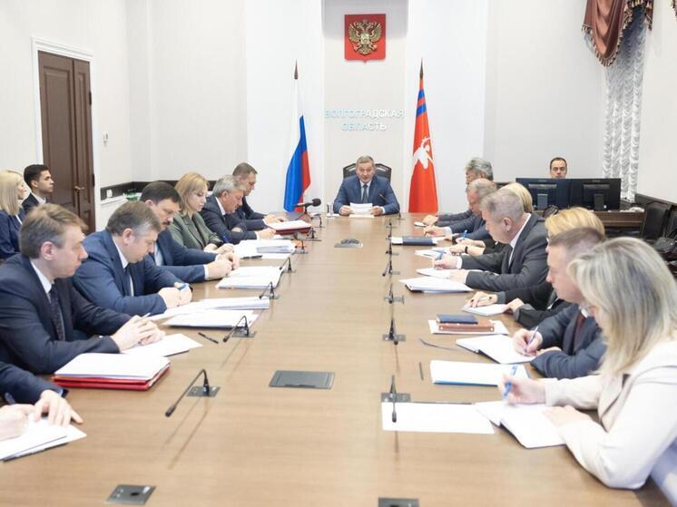 Андрей Бочаров поставил задачи по борьбе с распространением гриппа и ОРВИ