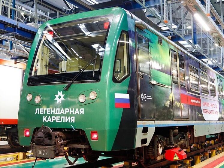 В московском метро начал курсировать тематический поезд, посвященный Карелии